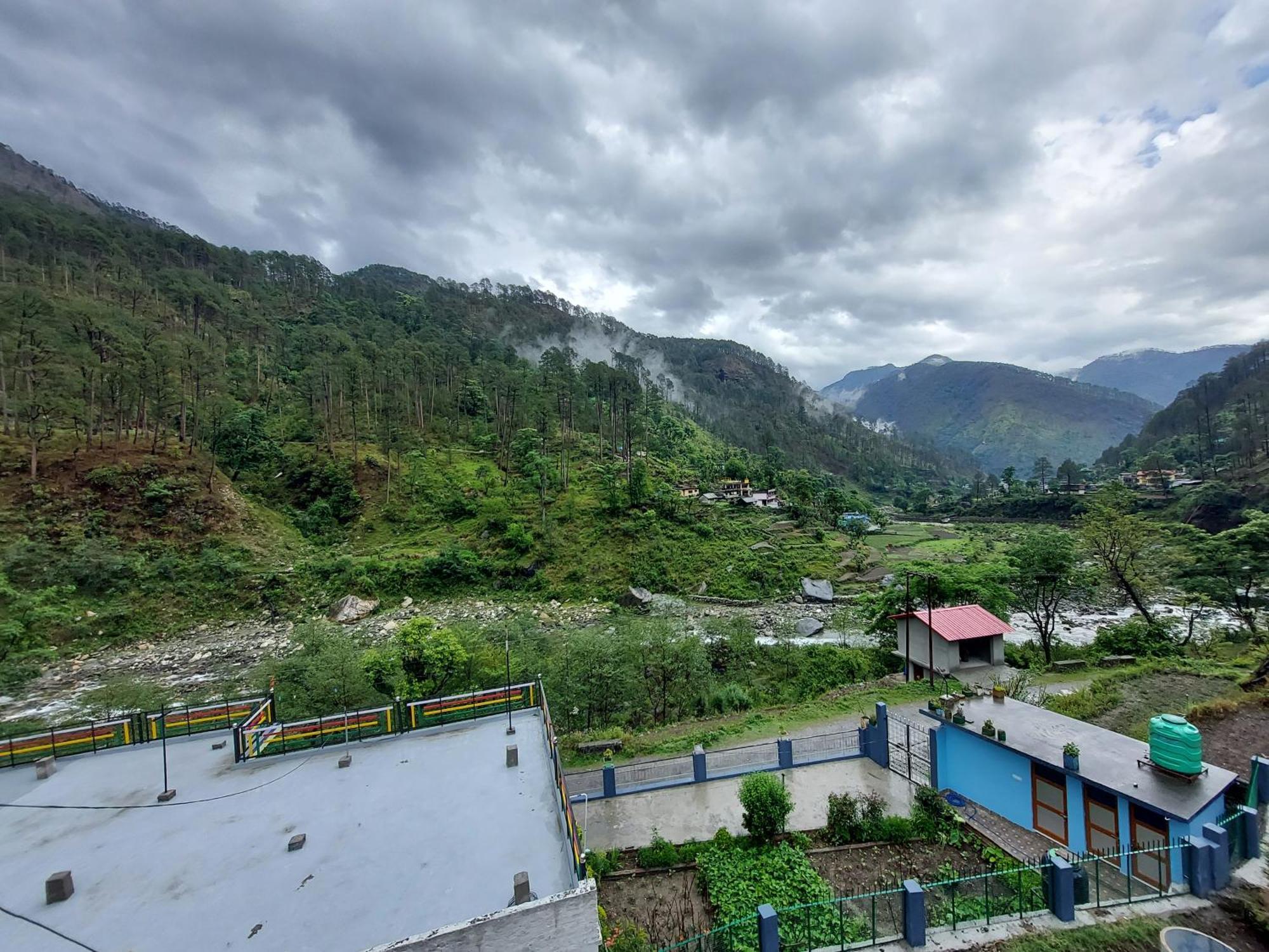 Peace Vibe Homestay Uttarkāshi Exterior foto